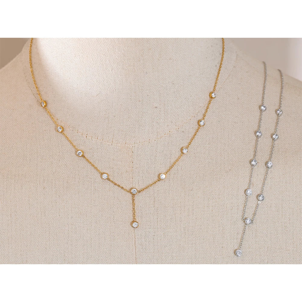 Collar de cadena con circonita en acero inoxidable