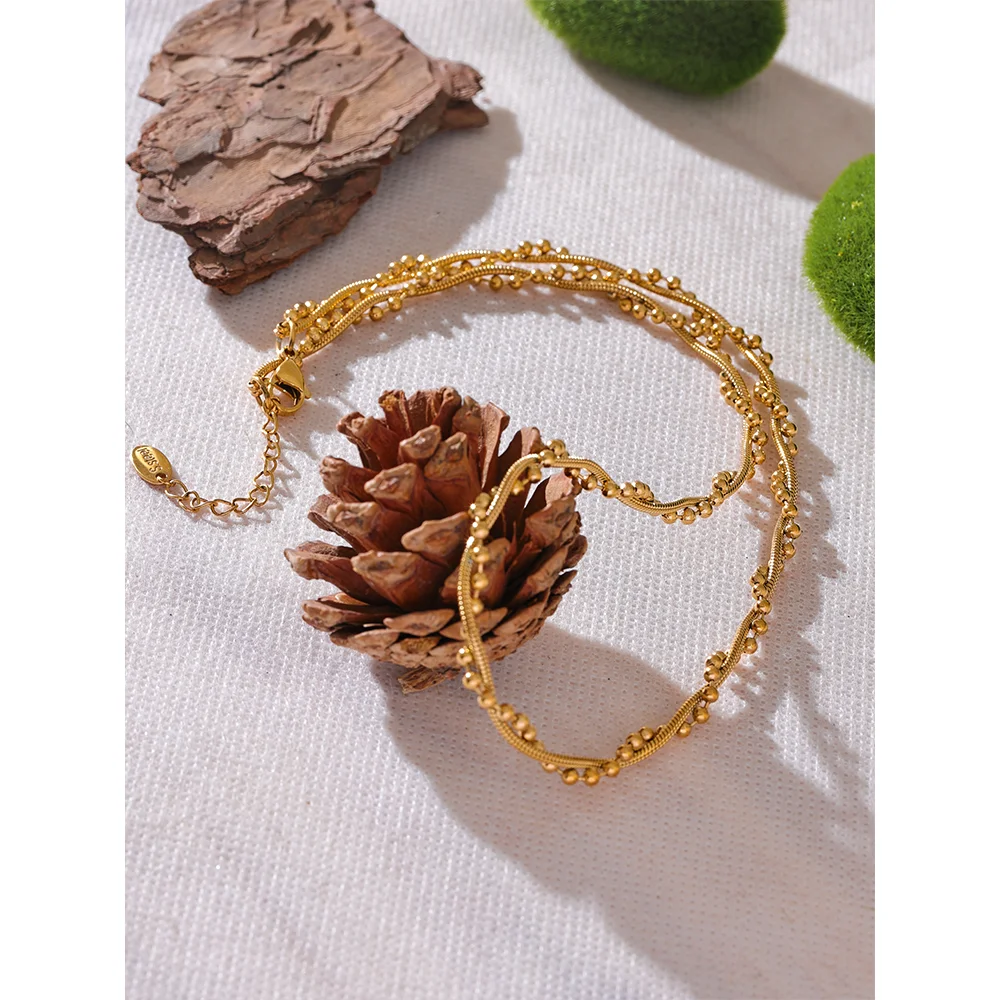COLLAR TIPO CHOKER DORADO DOBLE CON CADENA FINA