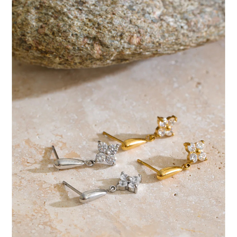 Pendientes colgantes de flores con circonitas