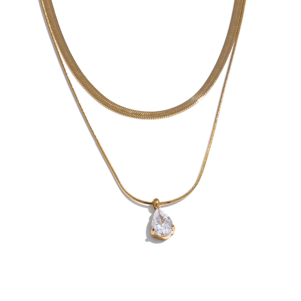 Collar de doble cadena con circonita en forma de gota