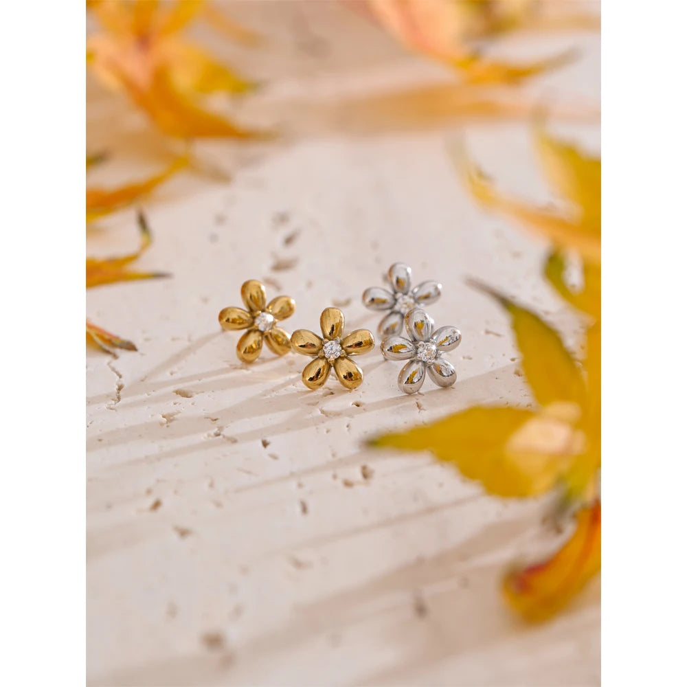 Pendientes de flor con circonitas en acero inoxidable
