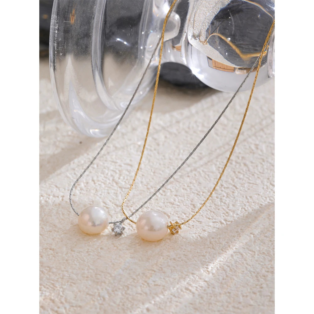 Collar de perlas de agua dulce con circonita