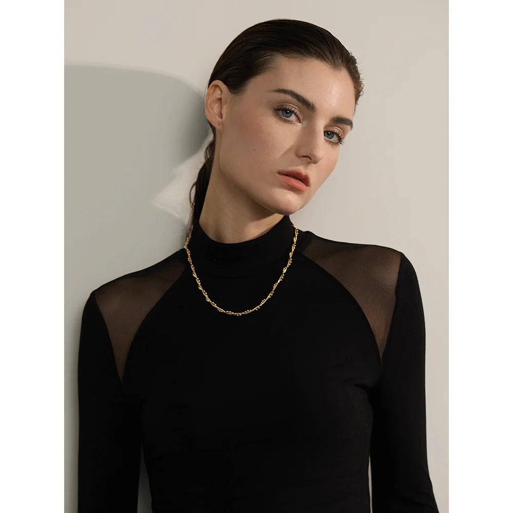 COLLAR TIPO CHOKER DORADO DOBLE CON CADENA FINA