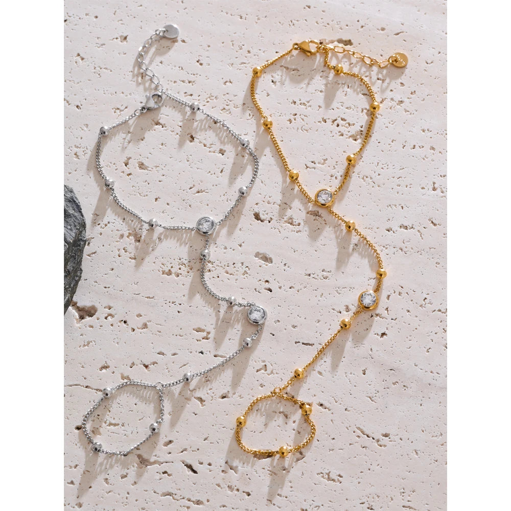 Pulsera de mano con cadena para el dedo y circonitas
