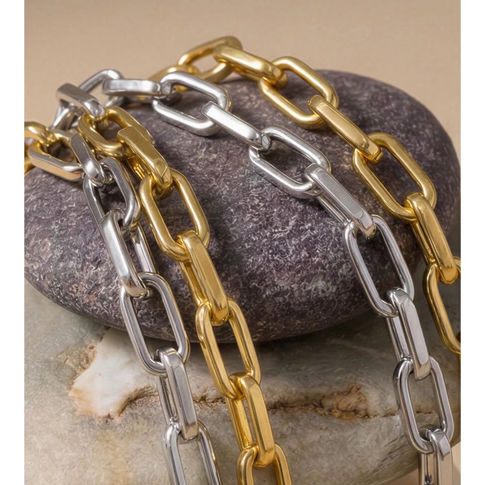 Collar de cadena de acero inoxidable con baño de oro