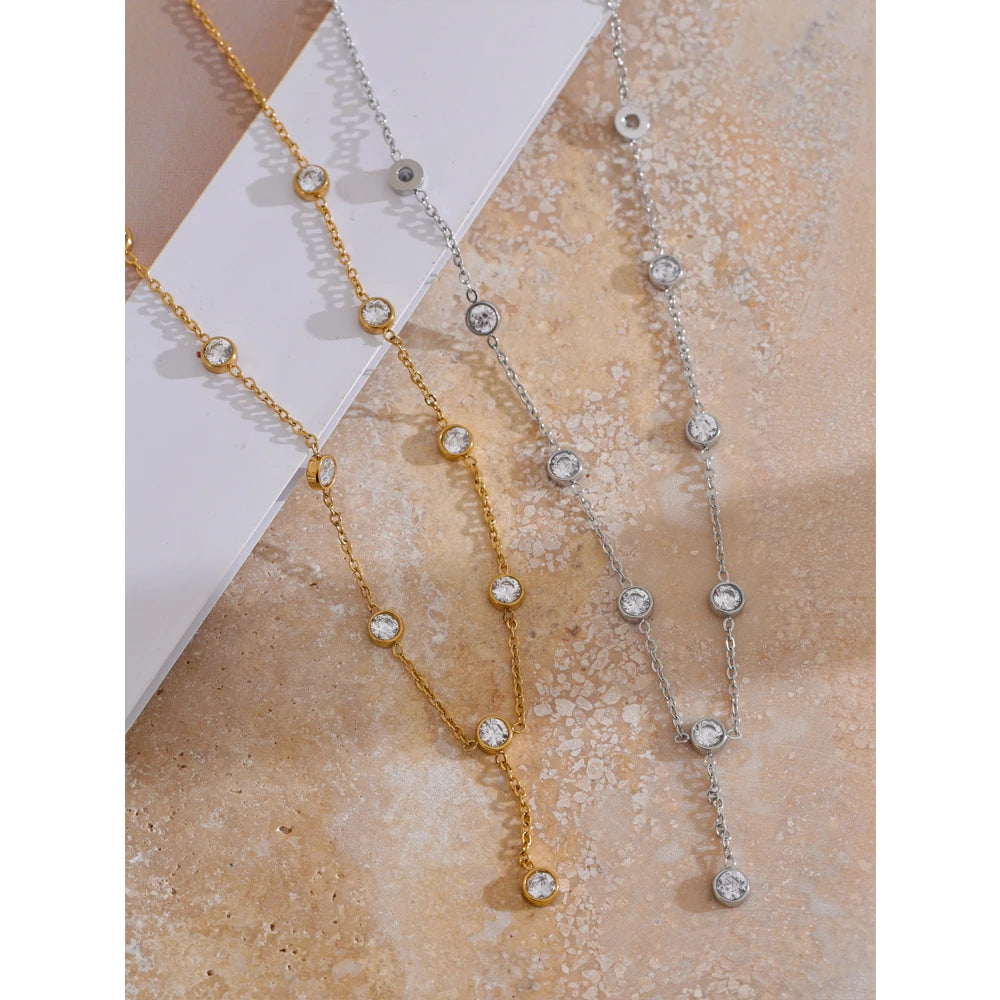 Collar de cadena con circonita en acero inoxidable