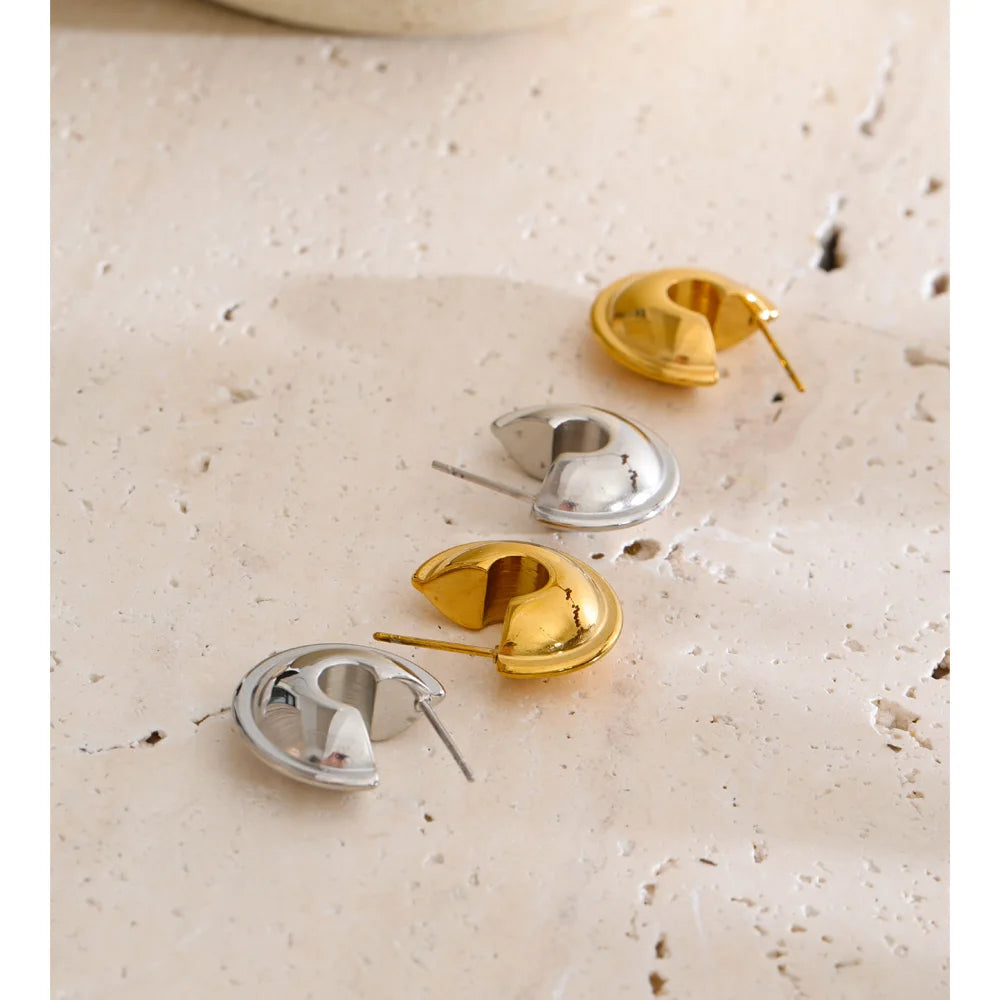 PENDIENTES ARO GRUESO LISO DORADO