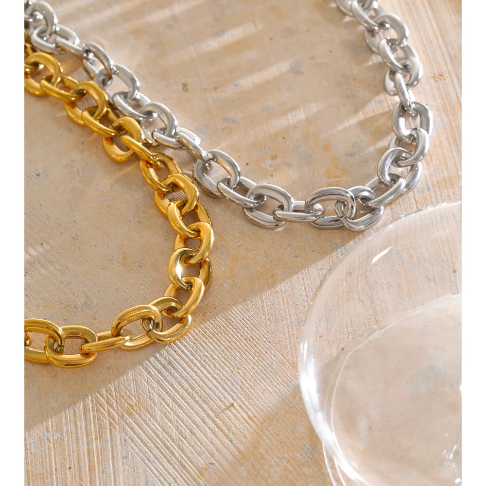 Collar de eslabones en acero inoxidable · Catena