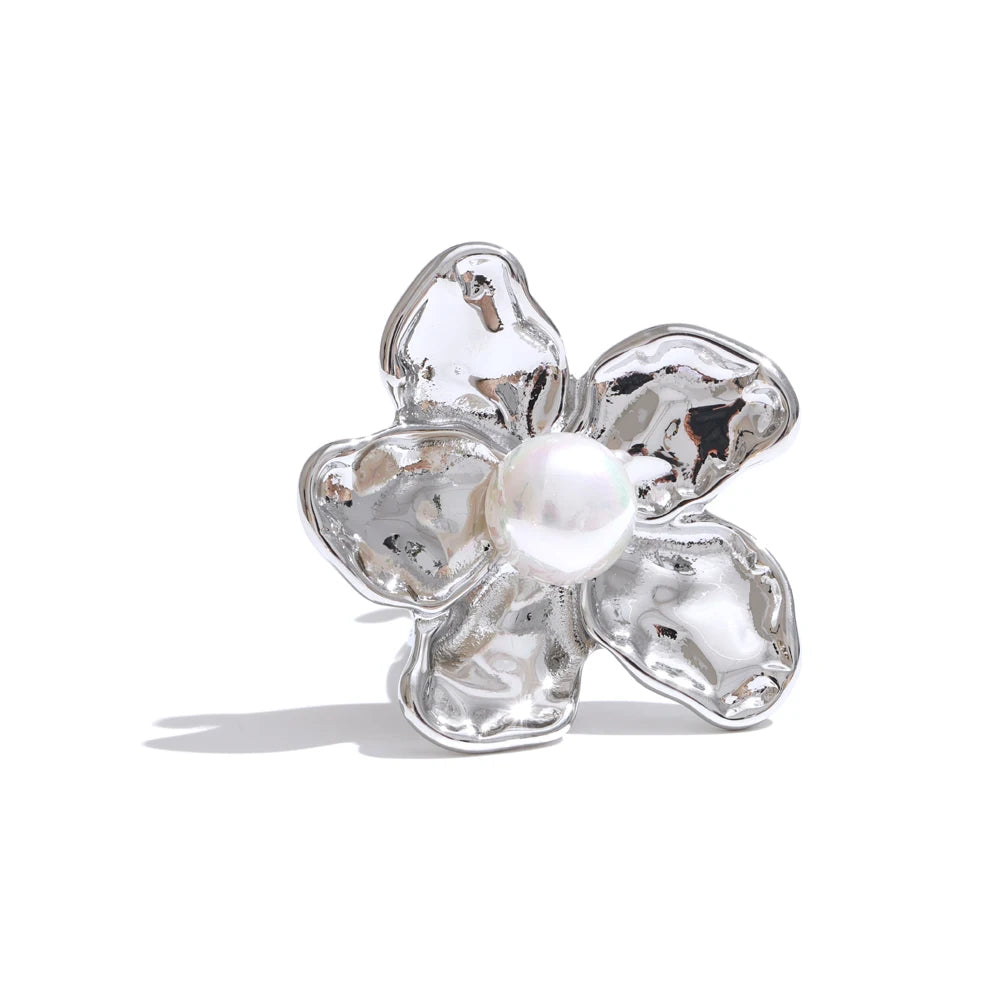 Anillo de flor con perla de imitación · Fiore