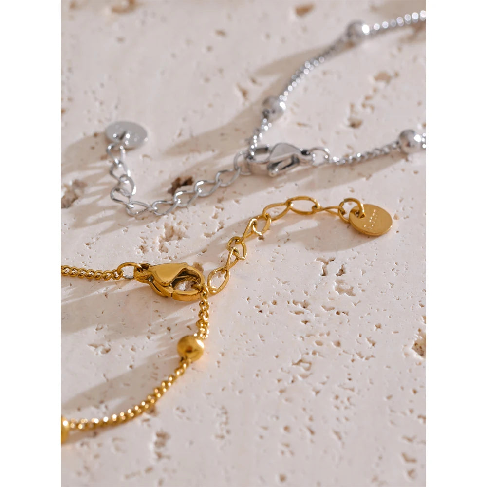 Pulsera de mano con cadena para el dedo y circonitas