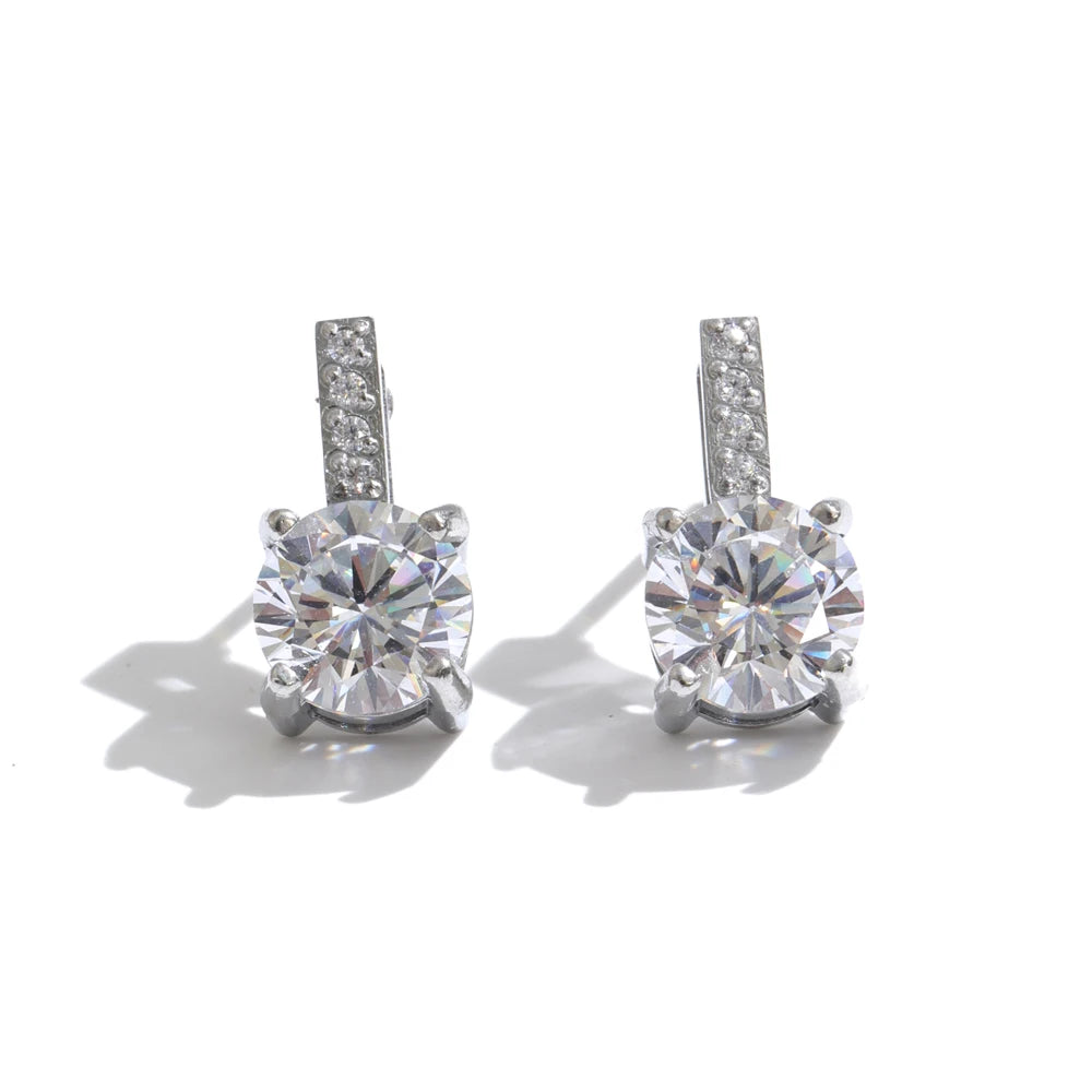 PENDIENTES SOLITARIO CIRCONITA DORADOS ,DISEÑO VERSATIL Y MINIMALISTA.HIPOALERGENICO.