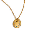 COLLAR DORADO  BAÑADO EN 18K CON DIJE DE PIEDRAS DE COLORES